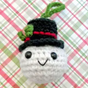 Free Christmas Snowman Crochet Pattern