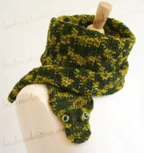 SNAKE scarf Crochet Pattern