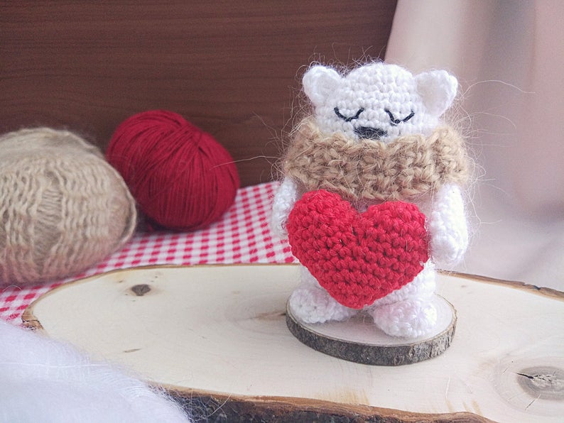 amigurumi Valentine BEAR crochet pattern