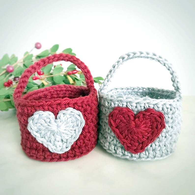 Valentine HOME DECOR crochet pattern