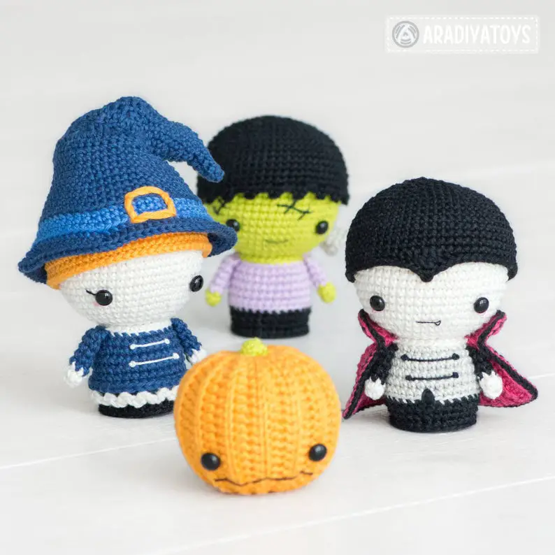 Halloween crochet pattern set