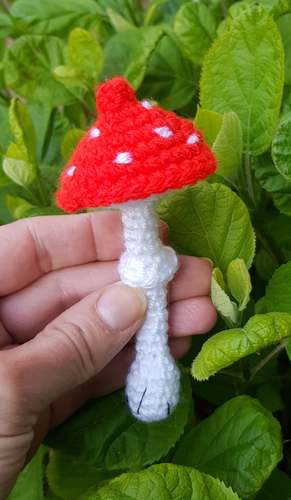 FALL MUSHROOM crochet pattern, FALL TOADSTOOL crochet pattern