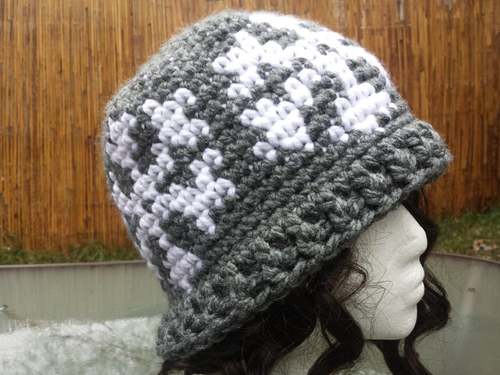 winter cHRISTMAS HAT crochet pattern