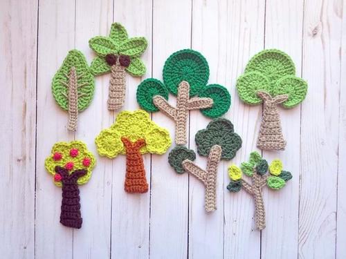 ARBOR DAY tree crochet pattern