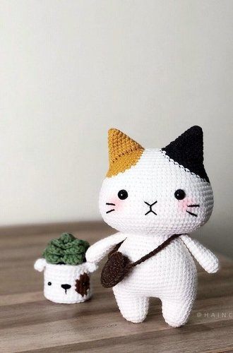 KITTY cat amigurumi crochet pattern