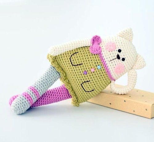 KITTY cat amigurumi crochet pattern