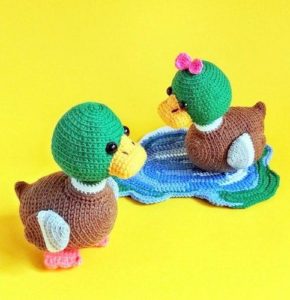 Duck Amigurumi Crochet Pattern Roundup! - AmVaBe Crochet