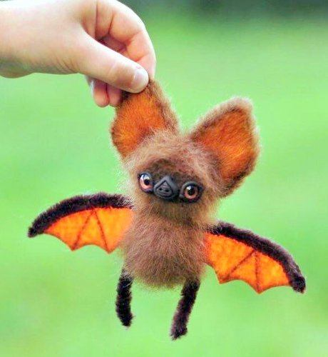 HALLOWEEN BAT amigurumi crochet pattern