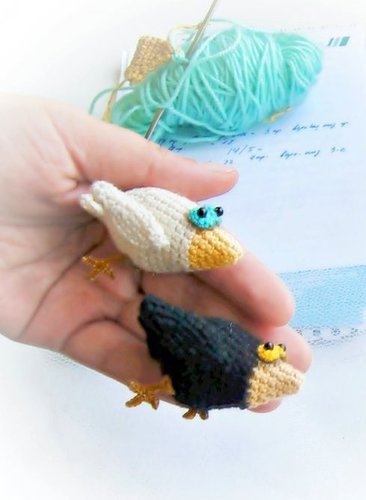 CROW amigurumi crochet pattern