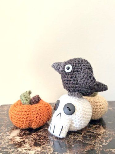 CROW amigurumi crochet pattern