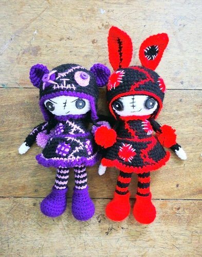 GOTH DOLL amigurumi crochet pattern