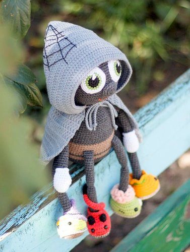 Halloween Spider Amigurumi Crochet Pattern