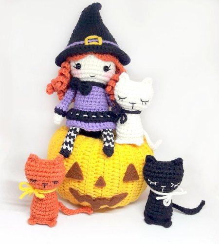 Halloween Witch Amigurumi Crochet Pattern