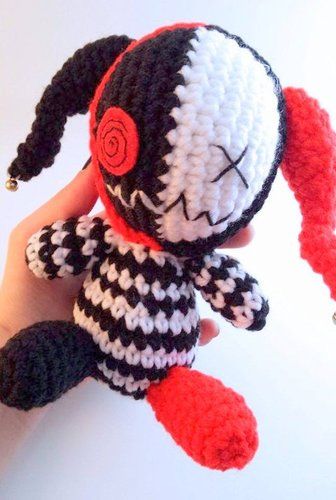 CREEPY CLOWN amigurumi crochet pattern