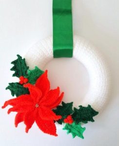 Christmas Pointsettia Amigurumi Crochet Pattern Roundup! - AmVaBe Crochet