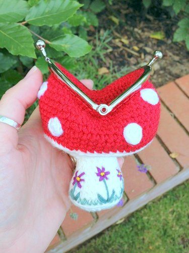 amigurumi MUSHROOM toadstool crochet pattern