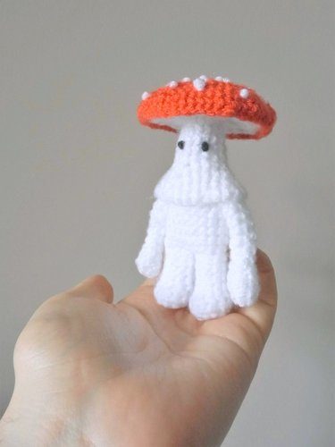 amigurumi MUSHROOM toadstool crochet pattern