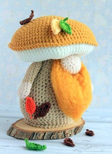 amigurumi MUSHROOM toadstool crochet pattern