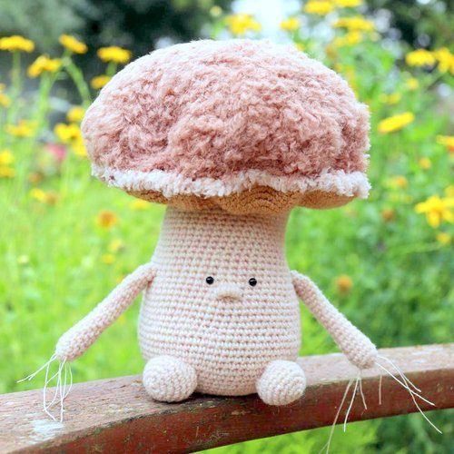 amigurumi MUSHROOM toadstool crochet pattern