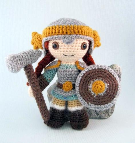 amigurumi VIKING crochet pattern, VIKING HELMET crochet pattern