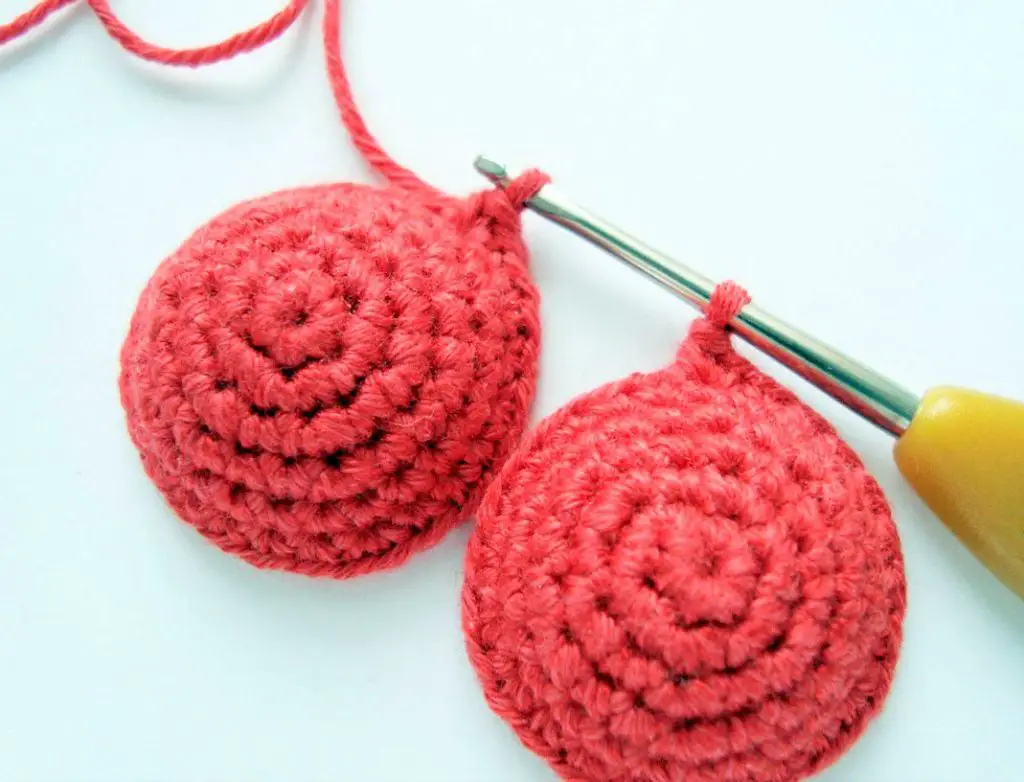 Free Balloon Heart Crochet Pattern! TUTORIAL