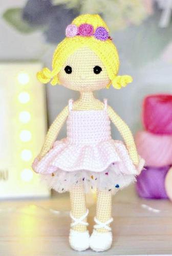 amigurumi BALLERINA DOLL crochet pattern