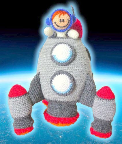 amigurumi SPACESHIP crochet pattern