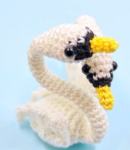 amigurumi SWAN crochet pattern