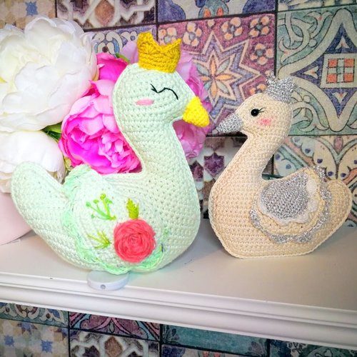 amigurumi SWAN crochet pattern