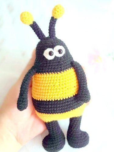 amigurumi BEE crochet pattern