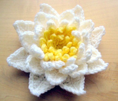 free FLOWER crochet pattern