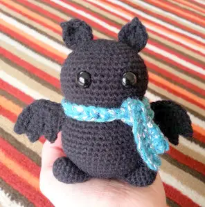 Free Halloween Amigurumi Bat Crochet Pattern
