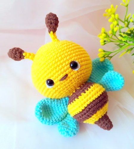 Amigurumi Bee Crochet Pattern