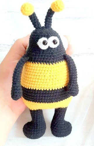 Amigurumi Bee Crochet Pattern