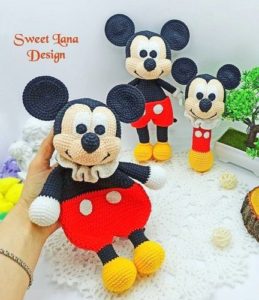 Amigurumi Mickey Mouse Crochet Pattern Roundup! - AmVaBe Crochet