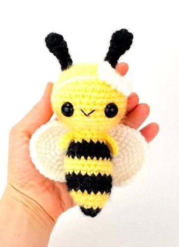 amigurumi BEE crochet pattern