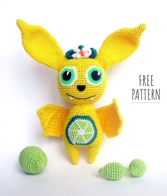 FREE HALLOWEEN BAT crochet pattern