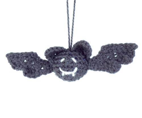 free amigurumi BAT crochet pattern