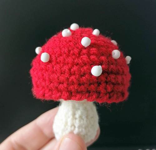 free amigurumi mushroom crochet pattern