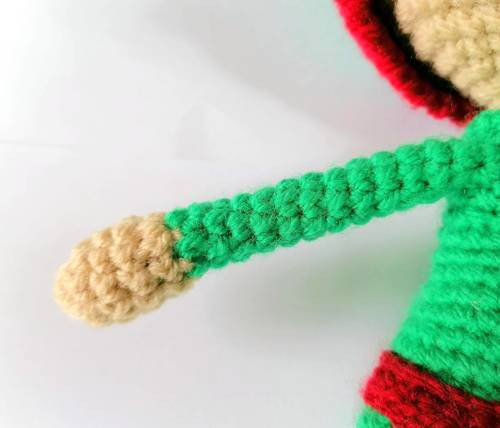 Free Amigurumi Christmas Elf Crochet Pattern