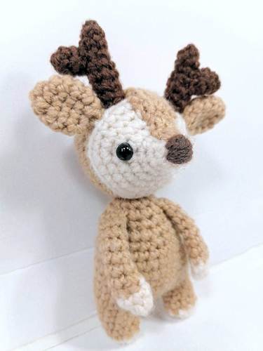 free amigurumi REINDEER crochet pattern