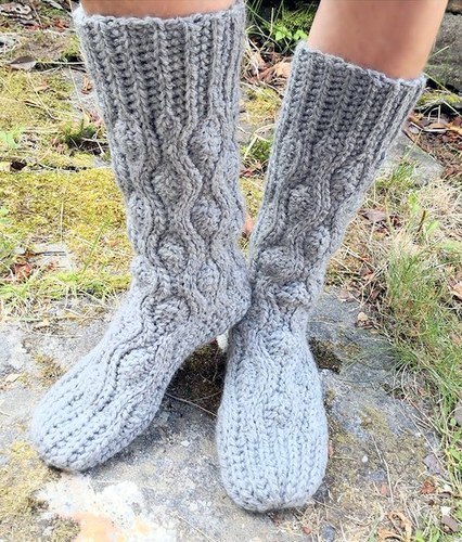 WINTER SOCKS crochet pattern