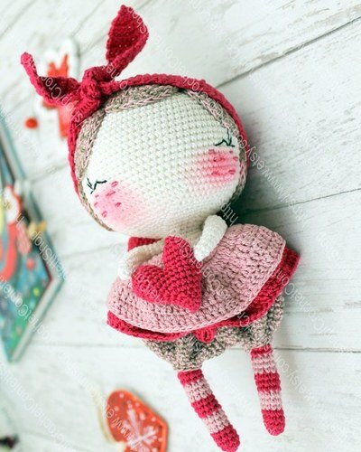 amigurumi VALENTINE crochet pattern