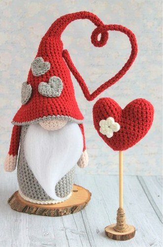 amigurumi VALENTINE crochet pattern