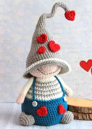 amigurumi VALENTINE crochet pattern