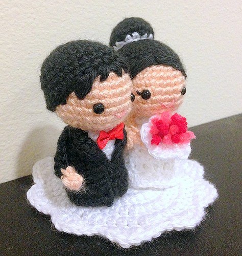 Amigurumi WEDDING CAKE TOPPER crochet pattern