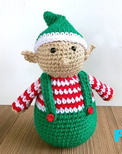 FREE CHRISTMAS ELF crochet pattern