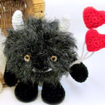 amigurumi valentine's day monster crochet pattern